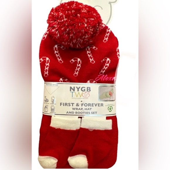 NYGB First & Forever Wrap, Hat and Booties Set Christmas Candy Cane New Born - Picture 1 of 4